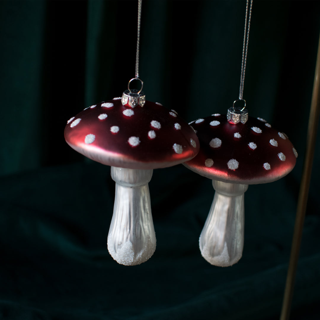 Glass toadstool